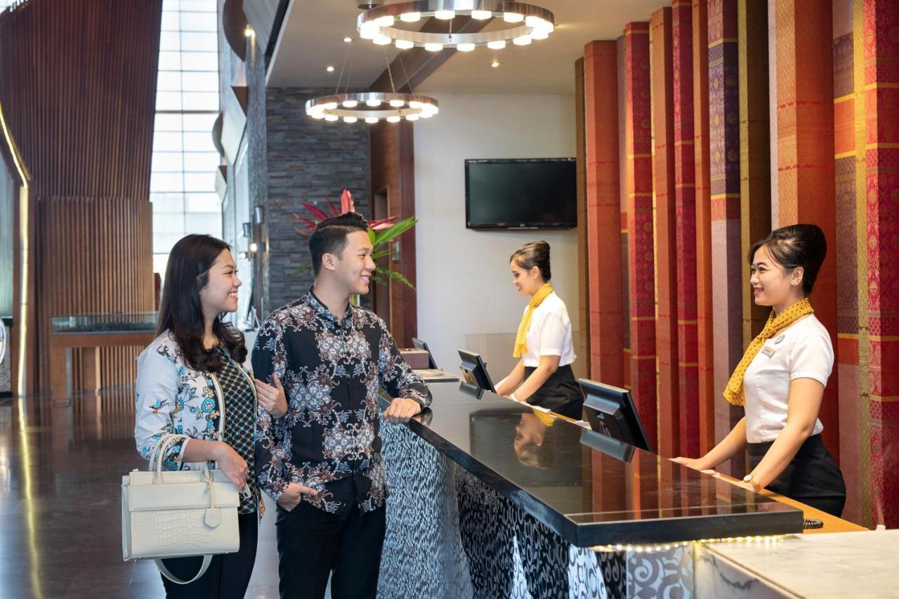 Novotel Palembang Exterior foto