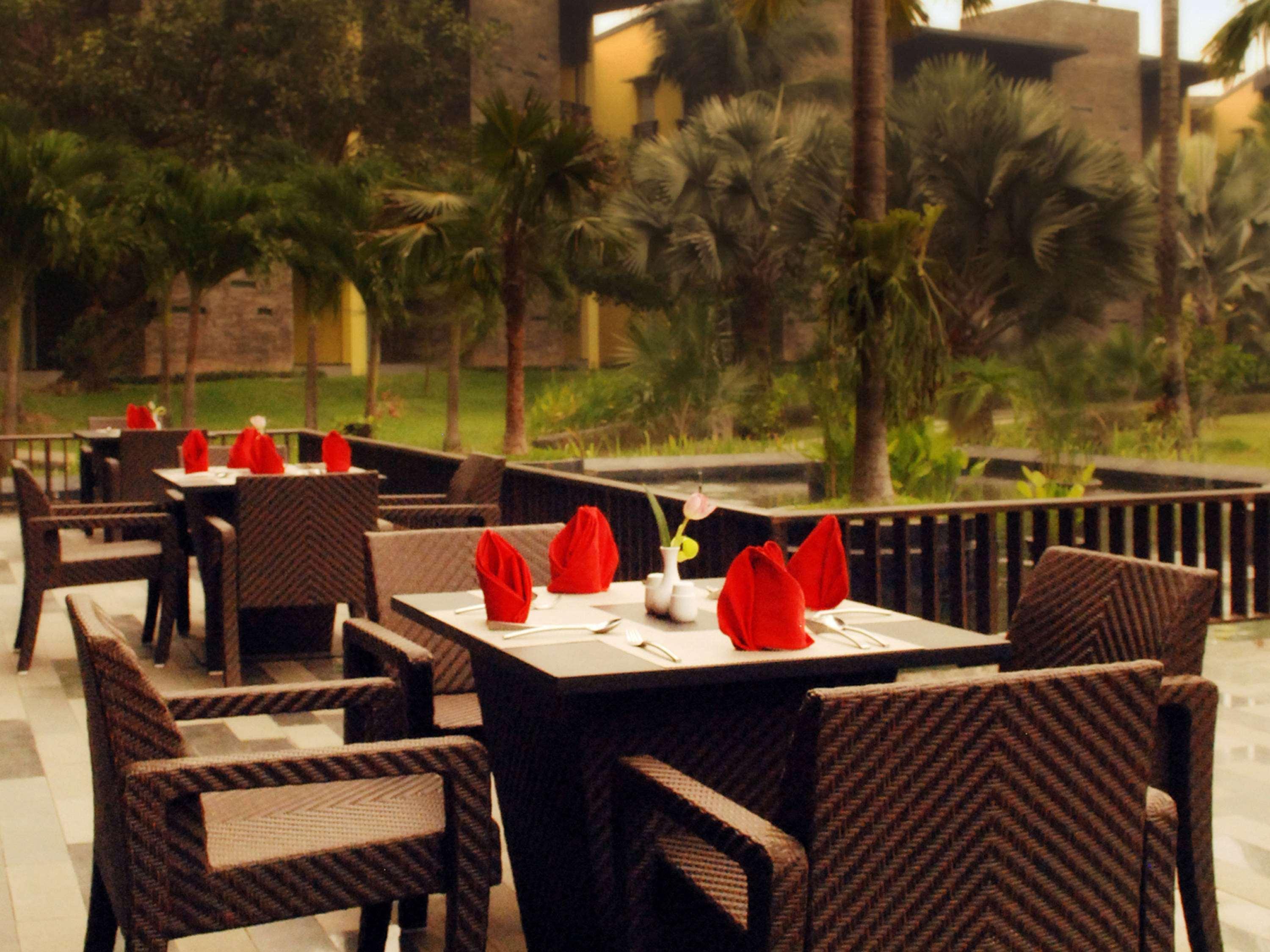 Novotel Palembang Exterior foto