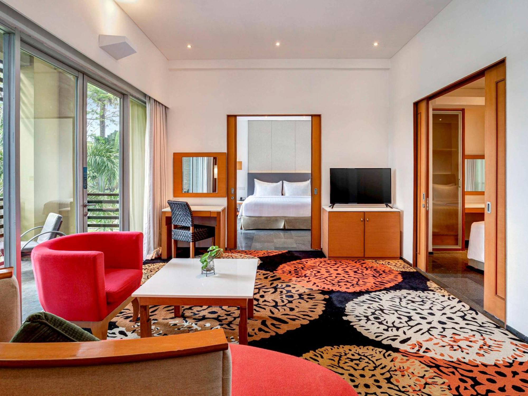 Novotel Palembang Exterior foto